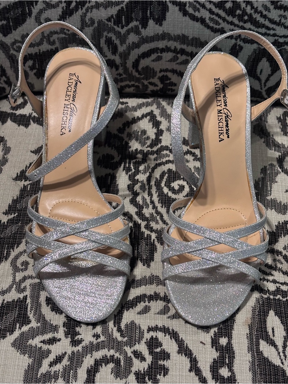 Badgley Mischka Silver Glitter Strappy Sandals